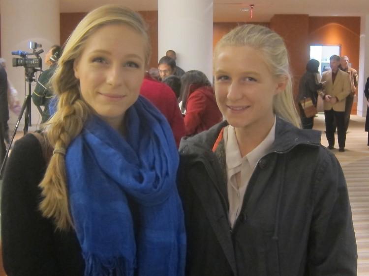 Charlotte Sisters Enjoy Shen Yun