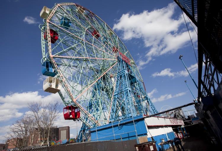 Wonder Wheel a Family Affair on Coney Island