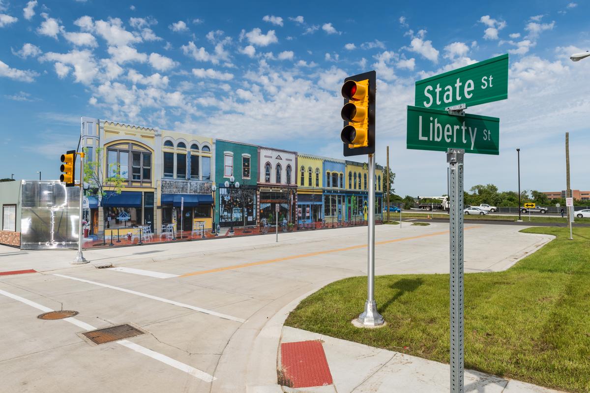 Michigan Now Has a Fake City to Test Self-Driving Cars
