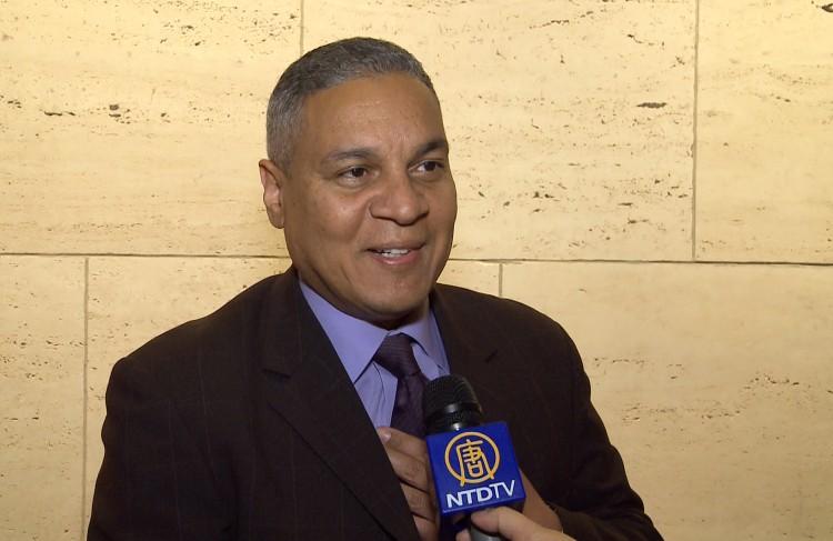 Realtor Finds Virtue and Spiritual Fulfillment in Shen Yun