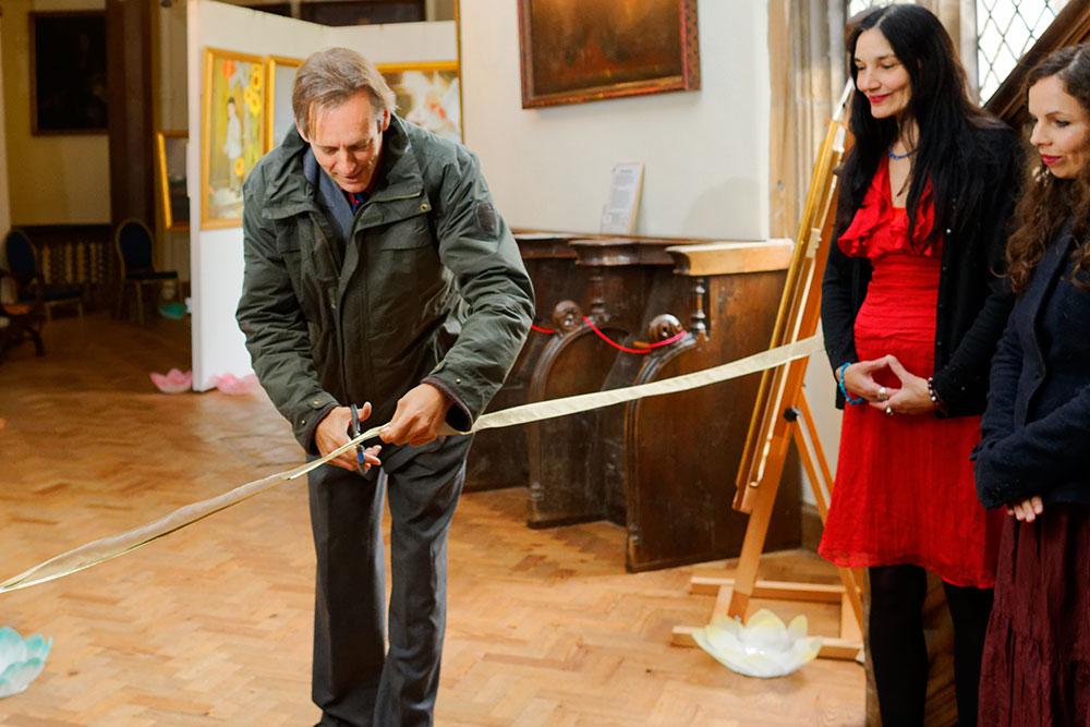 Timeless Art Set in Nine Centuries of History