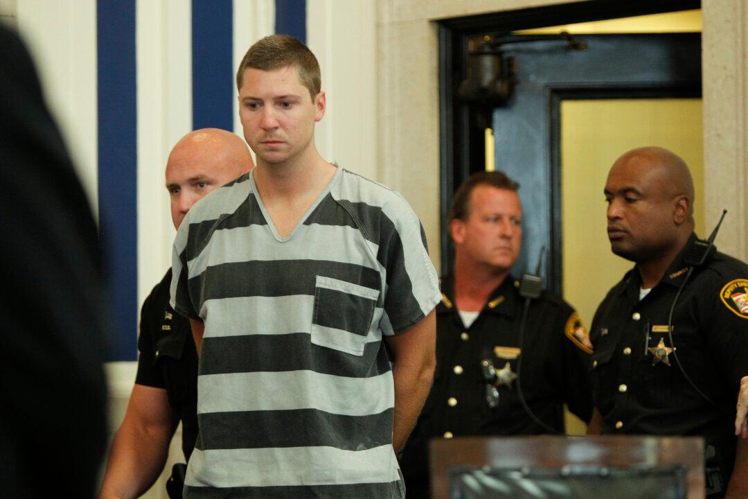 Cincinnati Cop Pleads Not Guilty to Murder in Traffic Stop