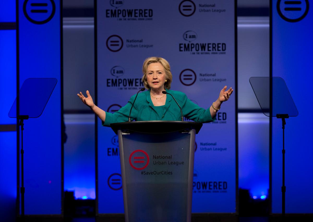 In Swing State Florida, Clinton Calls for Cuba Embargo’s End