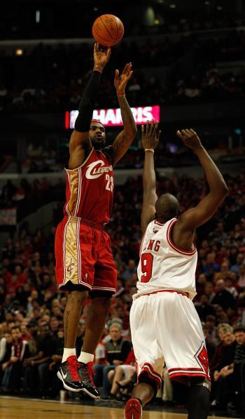 Cavs Trounce Bulls Following LeBron’s Lead