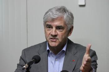 Canada Calls on Chinese Embassy to Give Back Journalist’s Passport