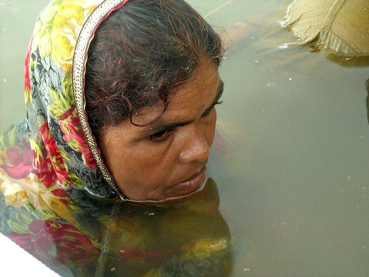 After 17 Days Sitting in Water, Indians Win Protest