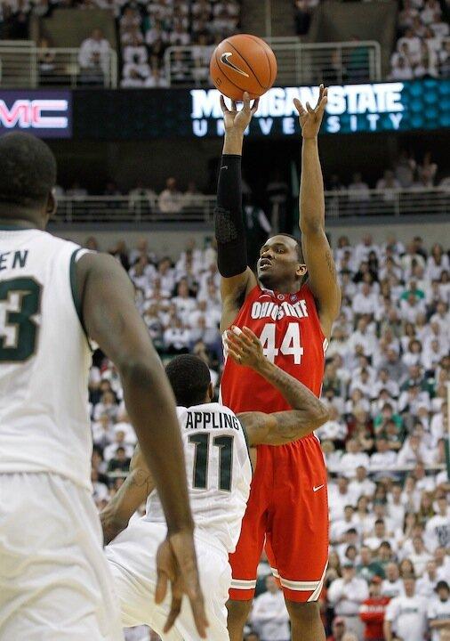 Buckeyes Top Spartans; Force Three-Way Big Ten Tie