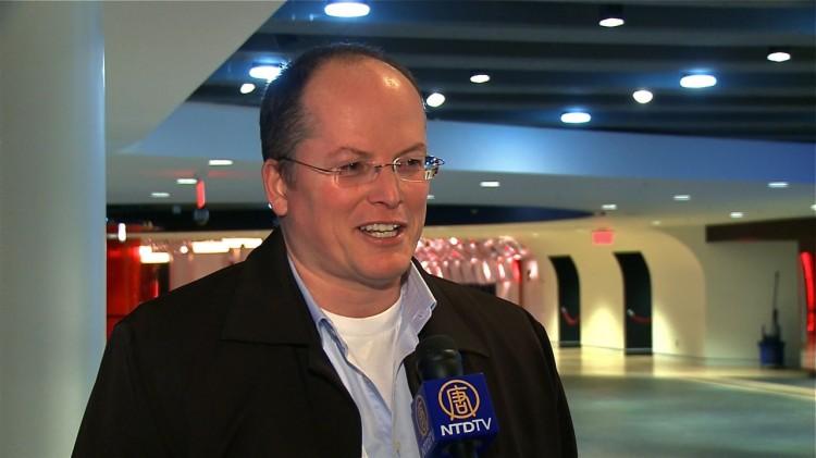 Company Executive Watches Shen Yun for Fifth Year