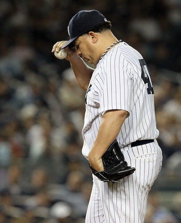 Oakland Signs Bartolo Colon