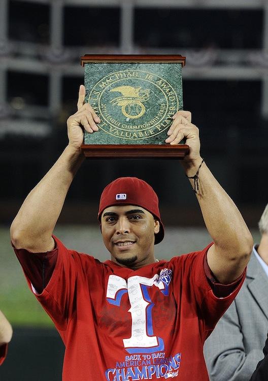 Rangers Sign Nelson Cruz for Two Years