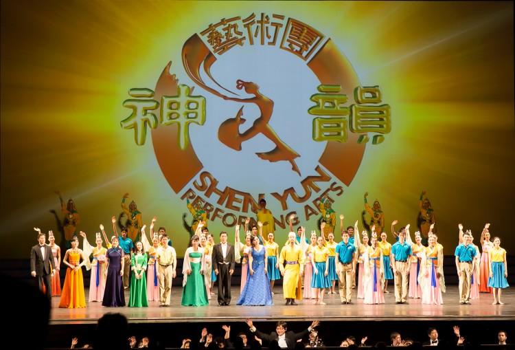 Internet Entrepreneur Lauds Shen Yun’s Animated Backdrops