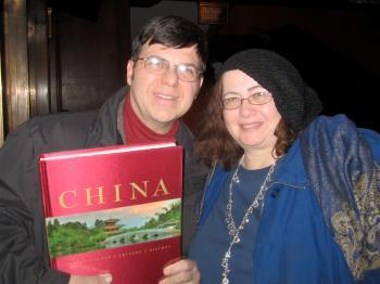 Shen Yun Encourages Cartoonist to Pour on the Color