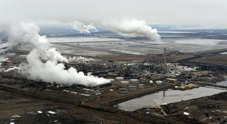 Poilievre, Premiers Ramp Up Campaign Against Carbon Tax, Climate Policies Amid Record Cold