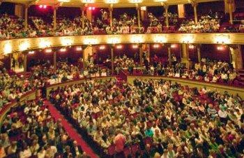 Philadelphia’s Academy of Music to Present Shen Yun
