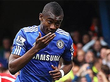 Chelsea Crushes Stoke to Regain Premier League Lead