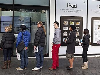 Rivals Scramble to Develop iPad Alternatives
