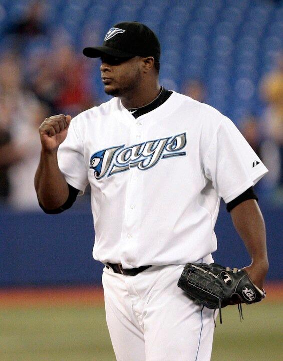 Mets Sign RHP Francisco