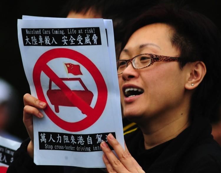 Hong Kongers Want to Keep Mainland Drivers Out