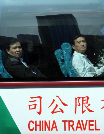 Hong Kong Guide Outburst May Drive Mainland Tourists Elsewhere