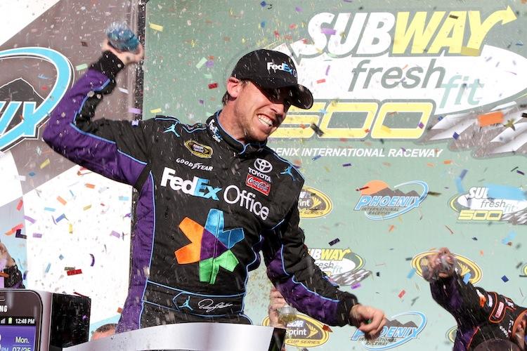 Denny Hamlin takes Phoenix Win, NASCAR Points Lead