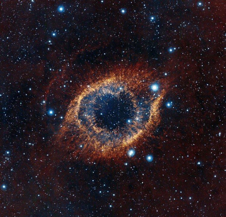 VISTA Views Helix Nebula in Infrared