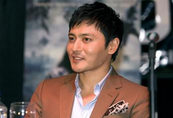 Korean Superstar Jang Dong-gun Opens Up About His Film, Life and Family