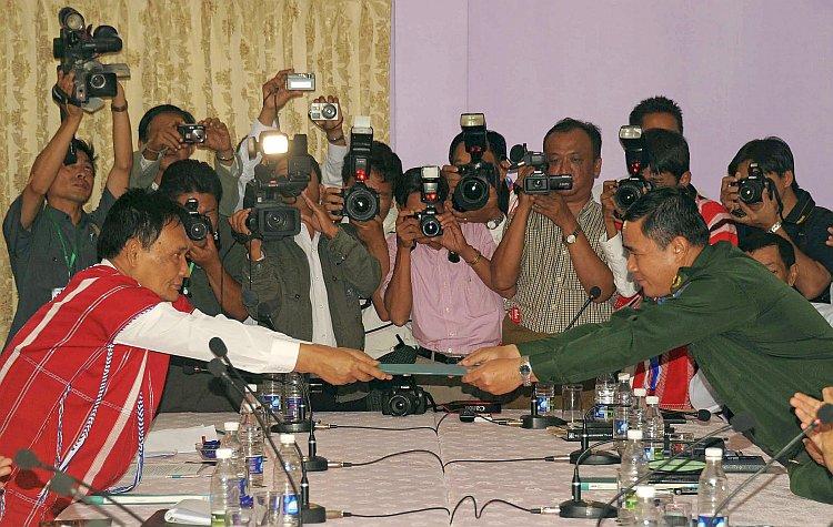 Burma Signs Ceasefire to End Decades-Long Conflict