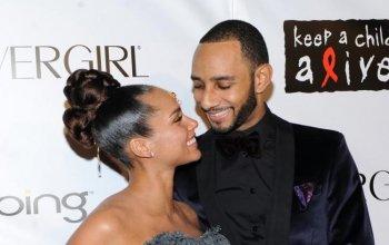 Alicia Keys Delivers Baby Boy