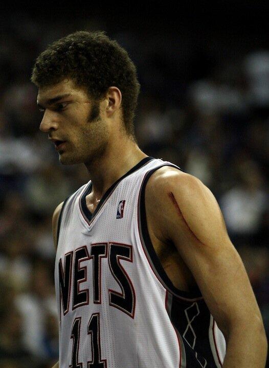 Nets Brook Lopez Out With Broken Foot