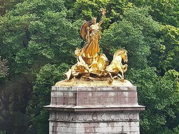 New York City Structures: USS Maine Monument