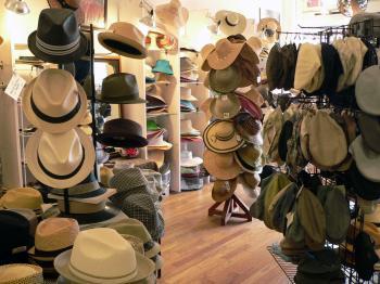 Fedora Primo: Hats From Classic to Avant-Garde