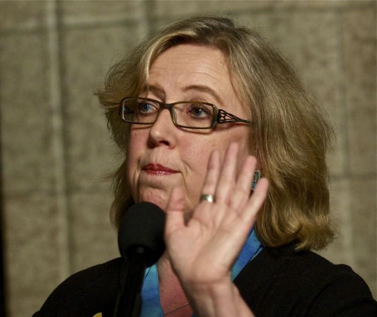 Omnibus Budget Bill Faces Avalanche of Amendments