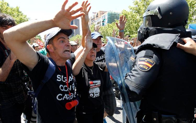 Spain Seeks Tough Austerity Cuts Amid Protests