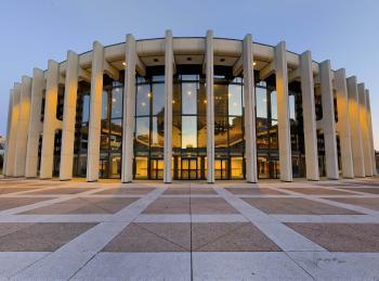 Shen Yun to Open at Montreal’s Most Prestigious Theatre