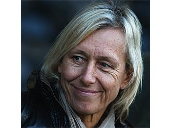 The Grapevine: Martina Navratilova, Whitney Houston, Carrie Underwood, Melania Trump