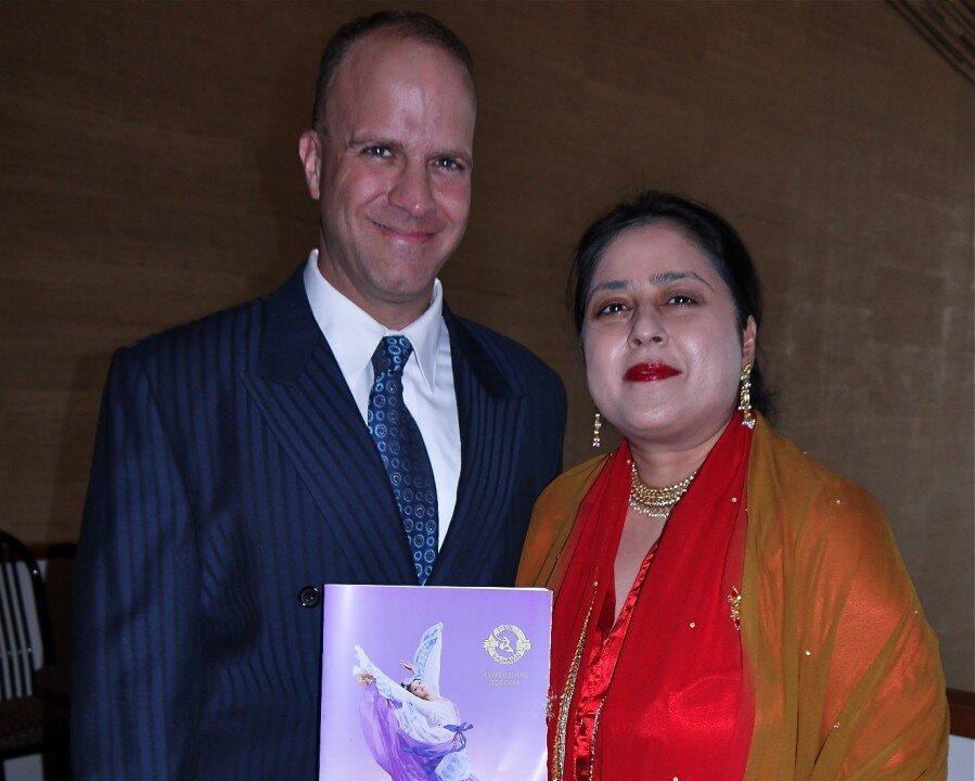 Fashion Designer ‘Floored’ by Shen Yun Costumes