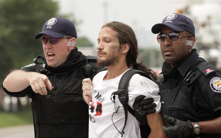 Canadian Police Used Excessive Force in G-20 Arrests: Report