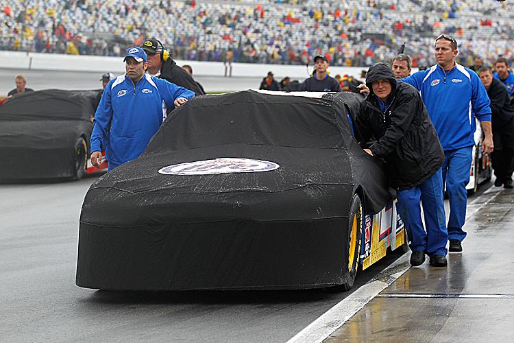 Daytona 500 Rained Out, Postponed to Monday