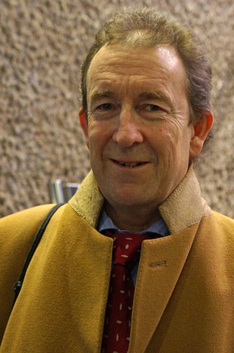 Bank Chief Operating Officer: Shen Yun is Terrific