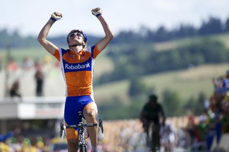 Luis-Leon Sanchez Wins Crash-Marred Tour de France Stage Nine