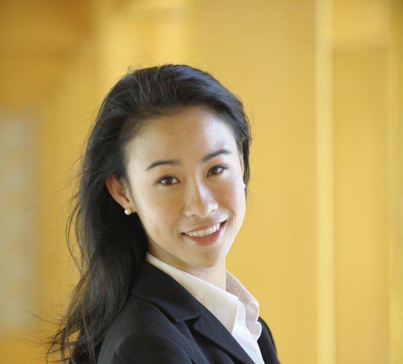 Artist Profile: Ms. Seron Chau