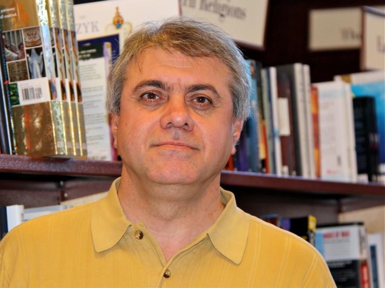 Iraq Wants Ashraf Residents Relocated by End of Year