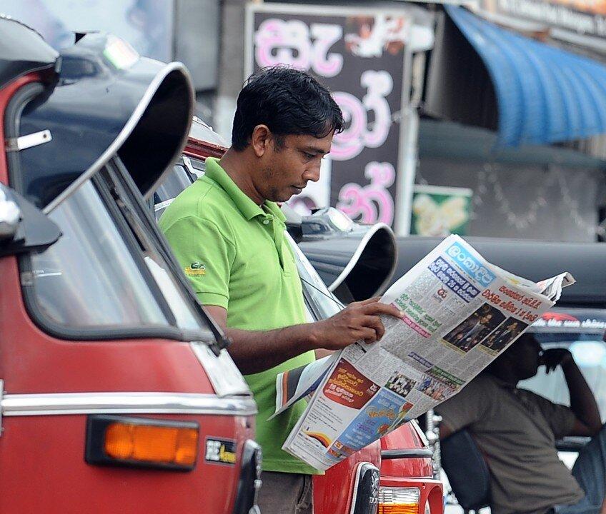 Sri Lanka Frees Top Tamil Tiger Leader