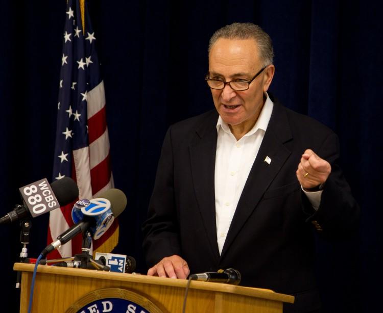Update Laser Regulations, Says Schumer
