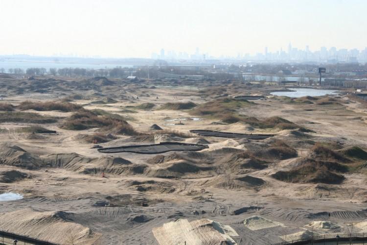 Trump to Complete Bronx Golf Course