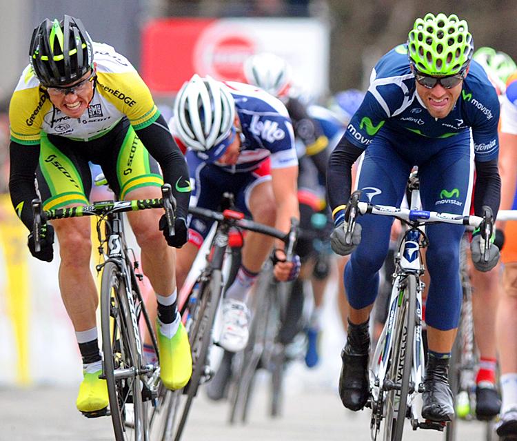 Valverde Powers to Win in Paris-Nice Stage Three