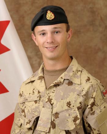Four Canadian Soldiers, One Reporter Killed in Bomb Attack Afghanistan