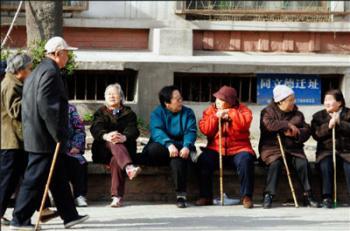 China’s One-child Generation Finds it Hard to Repay the Favor