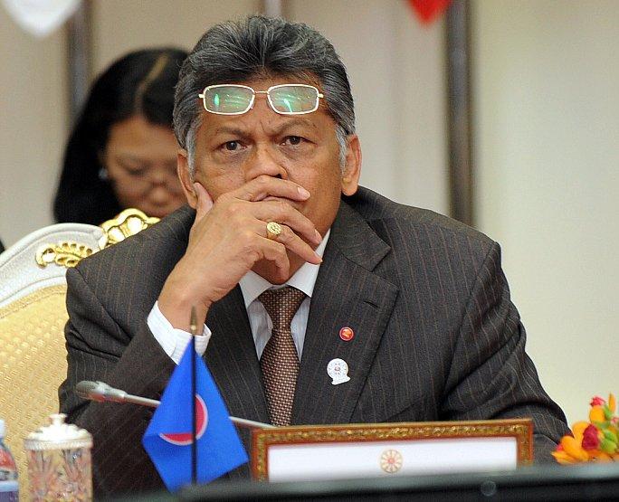 ASEAN Summit Ends in Deadlock Over South China Sea Dispute