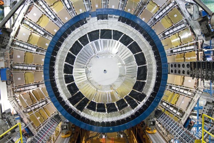 New Particle Discovered at Large Hadron Collider